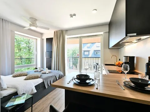 Thomas' Home